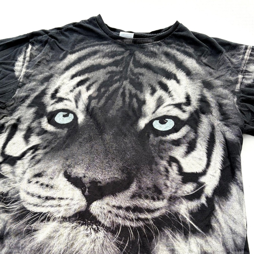 Rainforest Cafe Tiger Graphic T-Shirt Black Blue Eyes Souvenir Mens XL - Picture 3 of 8